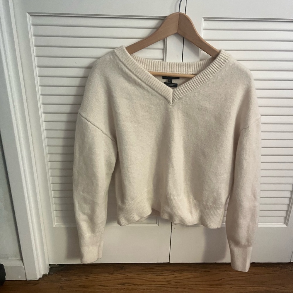 Massimo Dutti White V-Neck Sweater
